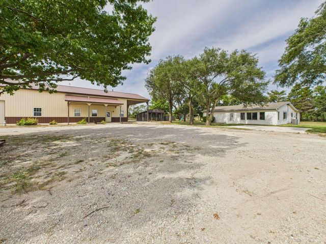 5601 N 127th St E, Wichita, KS 67226