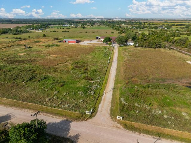 5601 N 127th St E, Wichita, KS 67226