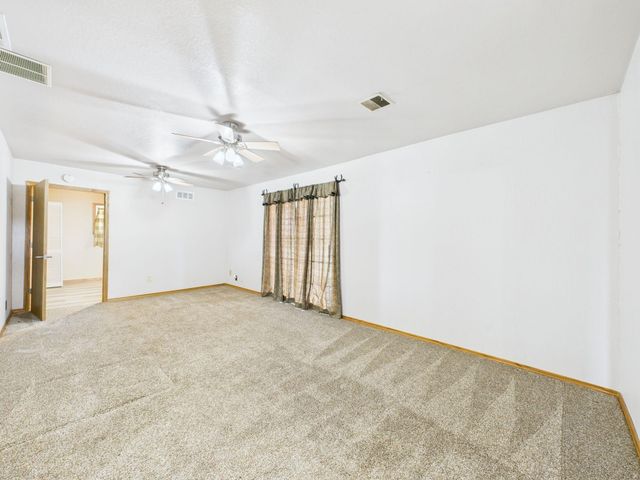 5601 N 127th St E, Wichita, KS 67226