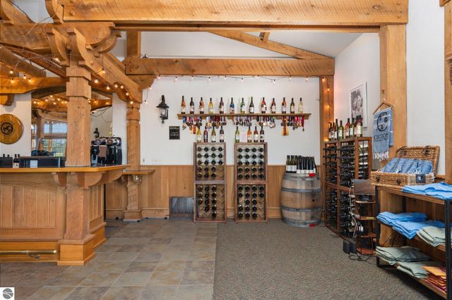 10343 E Hilltop Road, Suttons Bay, MI 49682