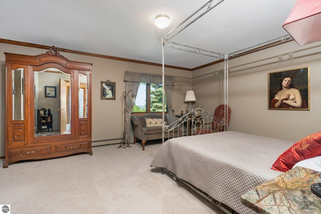 Image 18 of property listing at 10343 E Hilltop Road, Suttons Bay, MI 49682