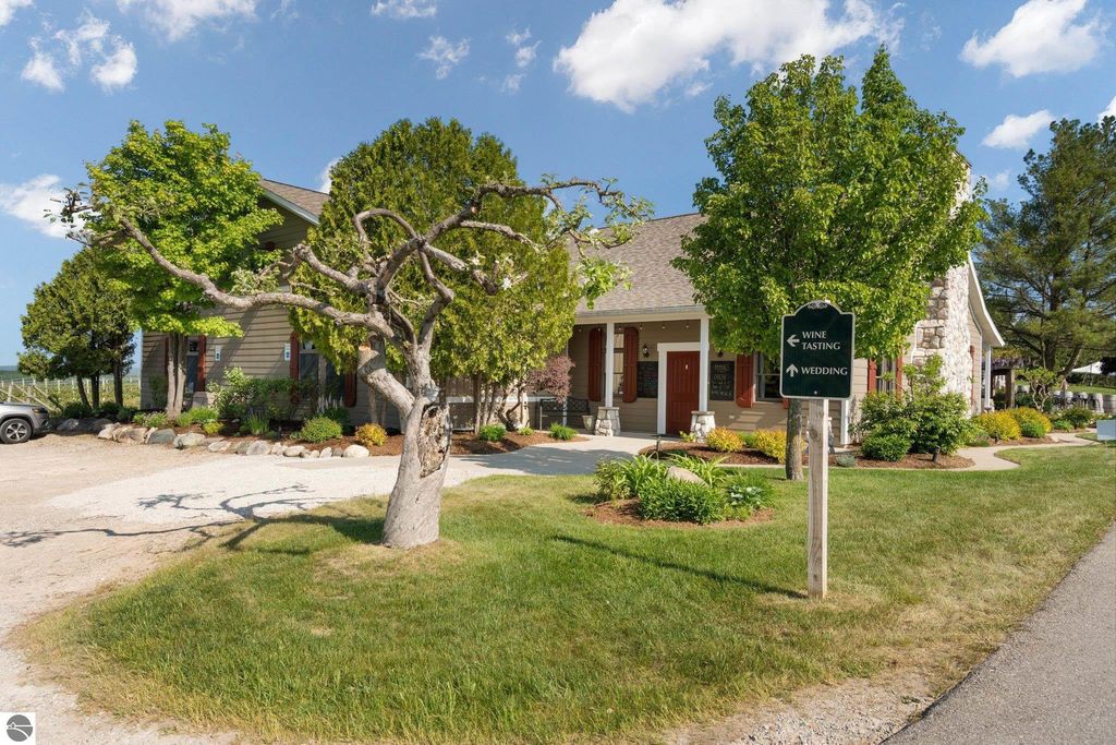 Image 72 of property listing at 10343 E Hilltop Road, Suttons Bay, MI 49682