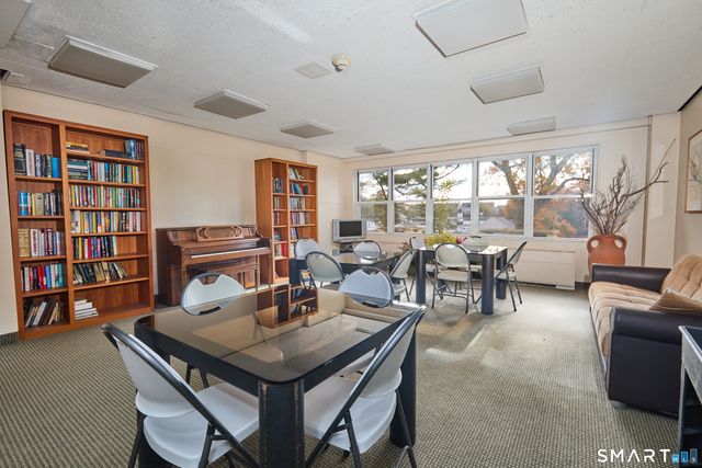 2625 Park Avenue 9R, Bridgeport, CT 06604