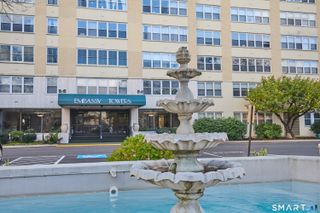 2625 Park Avenue 9R, Bridgeport, CT 06604