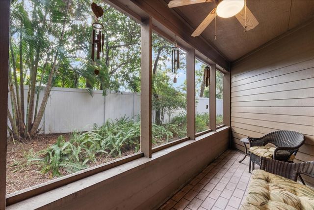 1105 LENNOX ROAD W 1105, Palm Harbor, FL 34683