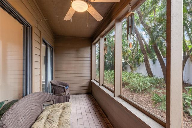 1105 LENNOX ROAD W 1105, Palm Harbor, FL 34683