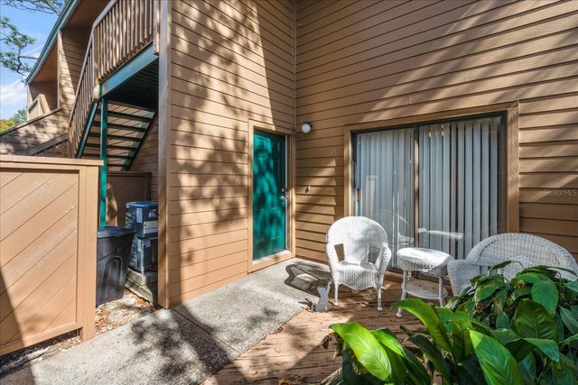 1105 LENNOX ROAD W 1105, Palm Harbor, FL 34683