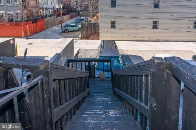 1332 NORTH CAPITOL ST NW, Washington, DC 20002