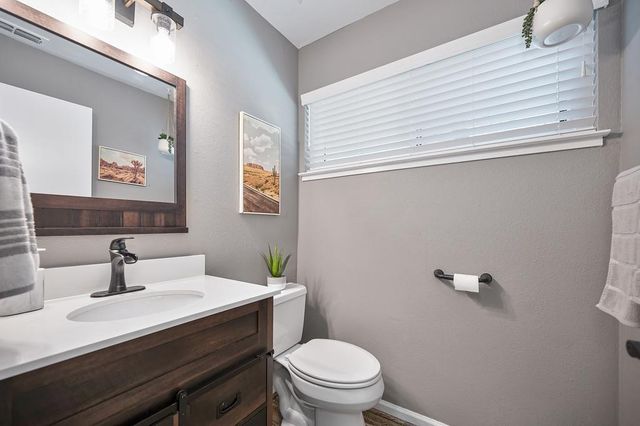 944 King James Way, El Dorado Hills, CA 95762