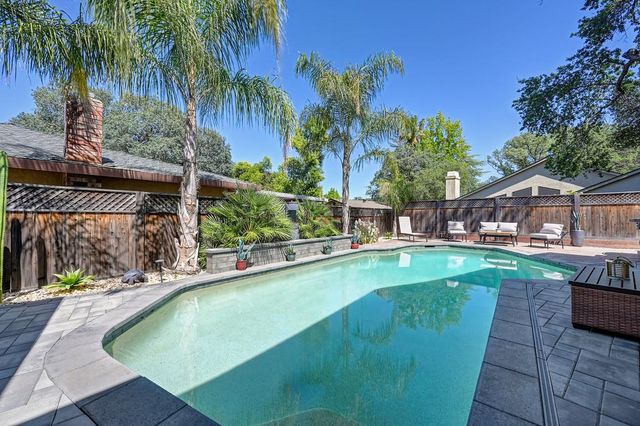 944 King James Way, El Dorado Hills, CA 95762