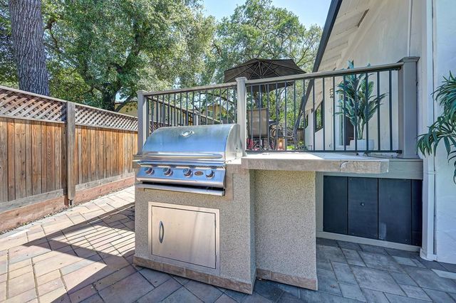 944 King James Way, El Dorado Hills, CA 95762