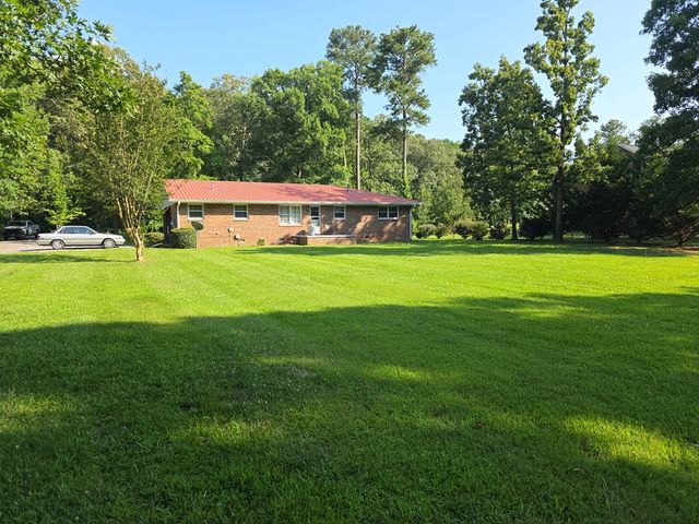 509 GI Maddox Pkwy, Chatsworth, GA 30705