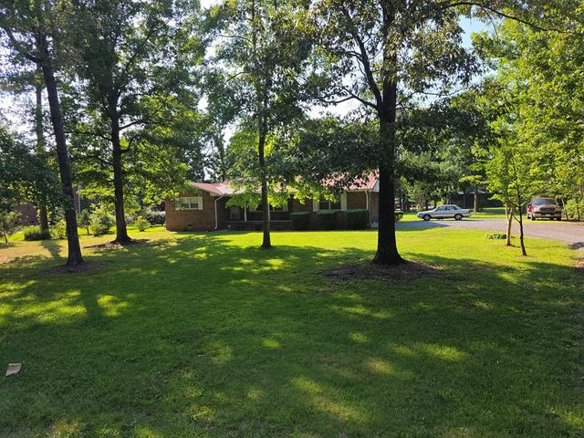 509 GI Maddox Pkwy, Chatsworth, GA 30705