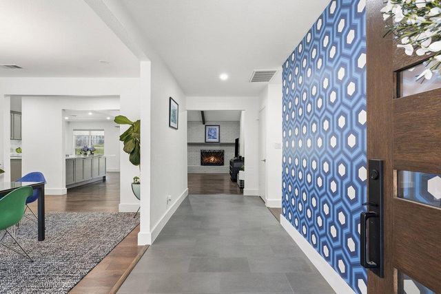 9421 Spring Hollow DR, Austin, TX 78750