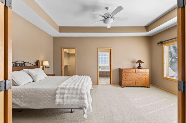 8175 Pristine Pine Trail, Eden Prairie, MN 55347