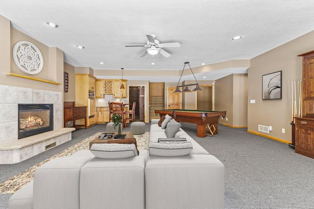 8175 Pristine Pine Trail, Eden Prairie, MN 55347