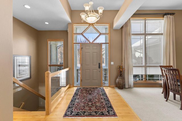8175 Pristine Pine Trail, Eden Prairie, MN 55347