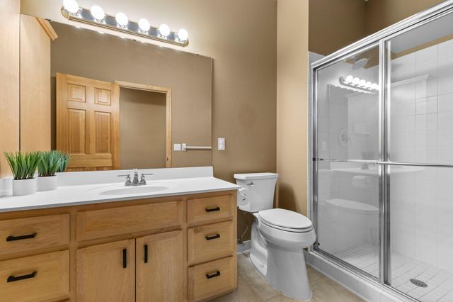 8175 Pristine Pine Trail, Eden Prairie, MN 55347