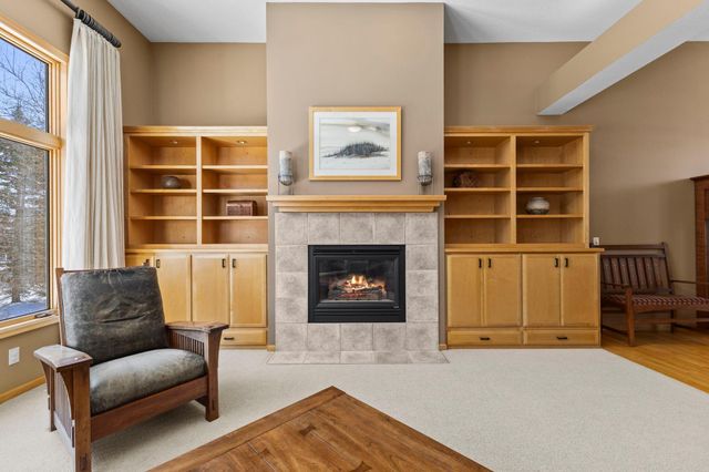 8175 Pristine Pine Trail, Eden Prairie, MN 55347