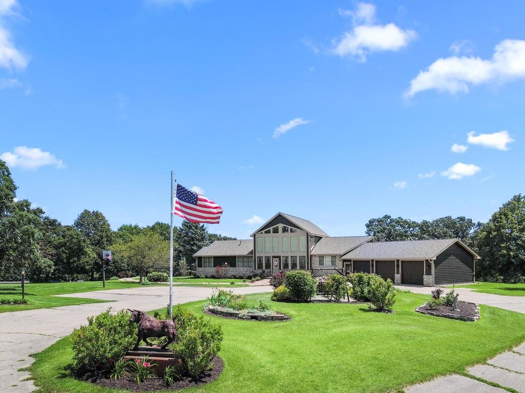 W5244 County Rd ES, Elkhorn, WI 53121