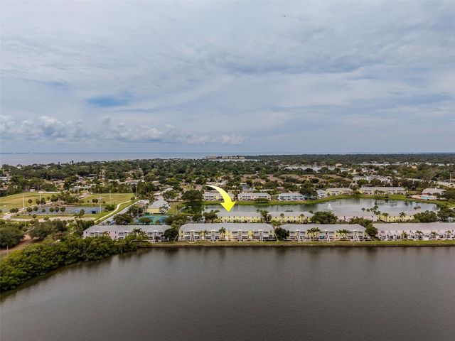 222 POMPANO DRIVE SE H, St Petersburg, FL 33705
