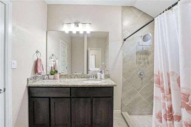 304 S Paseo Del Rey Street, Mission, TX 78572