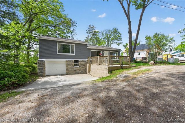 3980 Ben Hur Drive, Brighton, MI 48114
