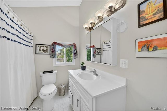 3980 Ben Hur Drive, Brighton, MI 48114