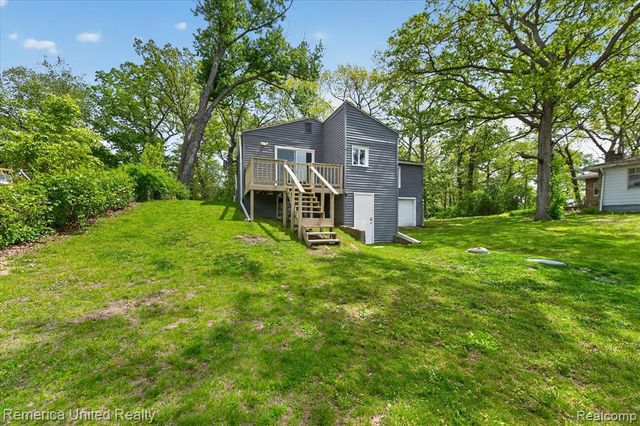 3980 Ben Hur Drive, Brighton, MI 48114
