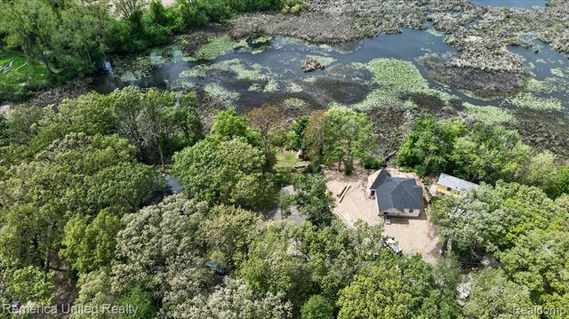 3980 Ben Hur Drive, Brighton, MI 48114
