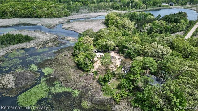 3980 Ben Hur Drive, Brighton, MI 48114