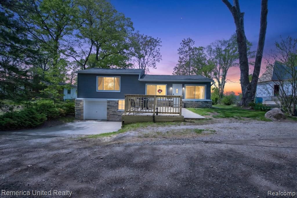 3980 Ben Hur Drive, Brighton, MI 48114