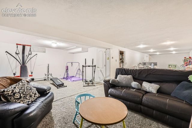 43 Fordham Circle, Pueblo, CO 81005