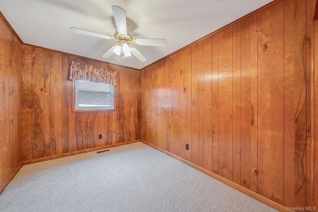 1 E Jackwill Road, East Patchogue, NY 11772