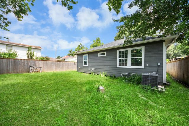 7010 Kernel Street, Houston, TX 77087
