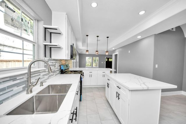 7010 Kernel Street, Houston, TX 77087