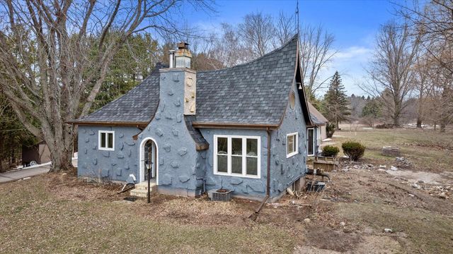 4804 County Highway VV, Two Rivers, WI 54241