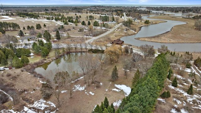4804 County Highway VV, Two Rivers, WI 54241