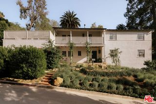 1970 N Gramercy Place, Los Angeles, CA 90068