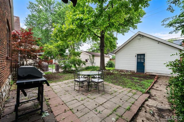 3927 Childress Avenue, St Louis, MO 63109