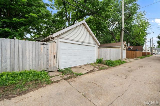 3927 Childress Avenue, St Louis, MO 63109