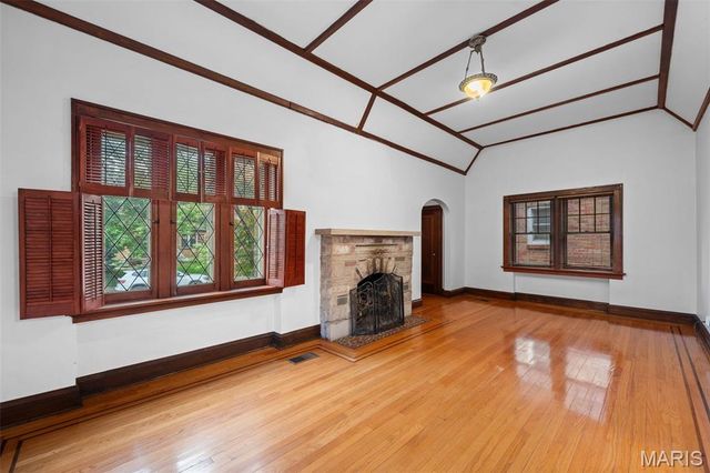 3927 Childress Avenue, St Louis, MO 63109