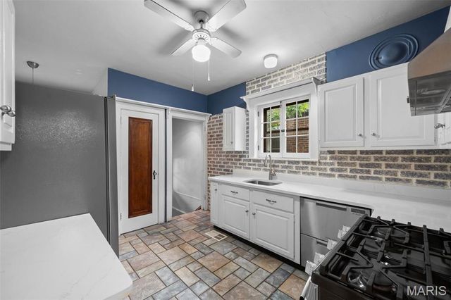 3927 Childress Avenue, St Louis, MO 63109
