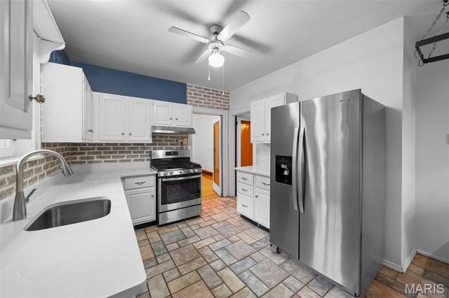 3927 Childress Avenue, St Louis, MO 63109