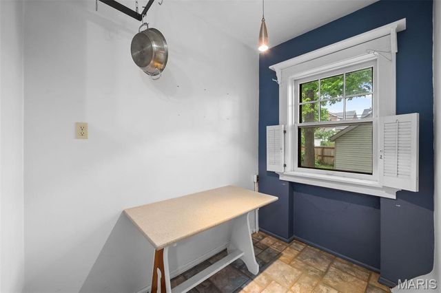 3927 Childress Avenue, St Louis, MO 63109