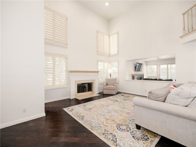 24716 Calle Altamira, Calabasas, CA 91302