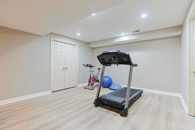 50769 Bromley Drive, Granger, IN 46530