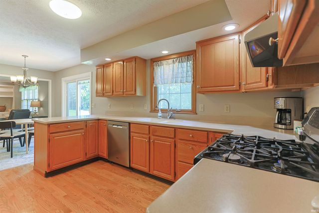 50769 Bromley Drive, Granger, IN 46530