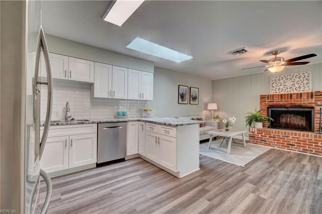 641 Orangewood DR, Virginia Beach, VA 23453