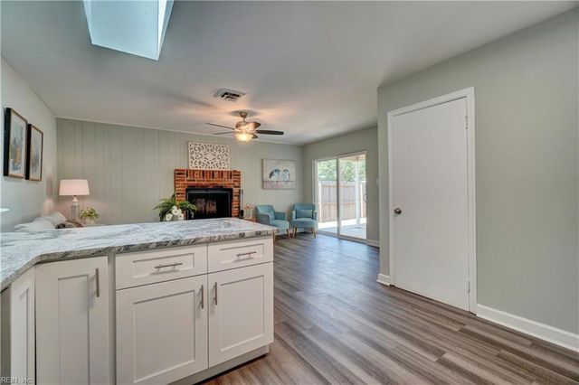 641 Orangewood DR, Virginia Beach, VA 23453